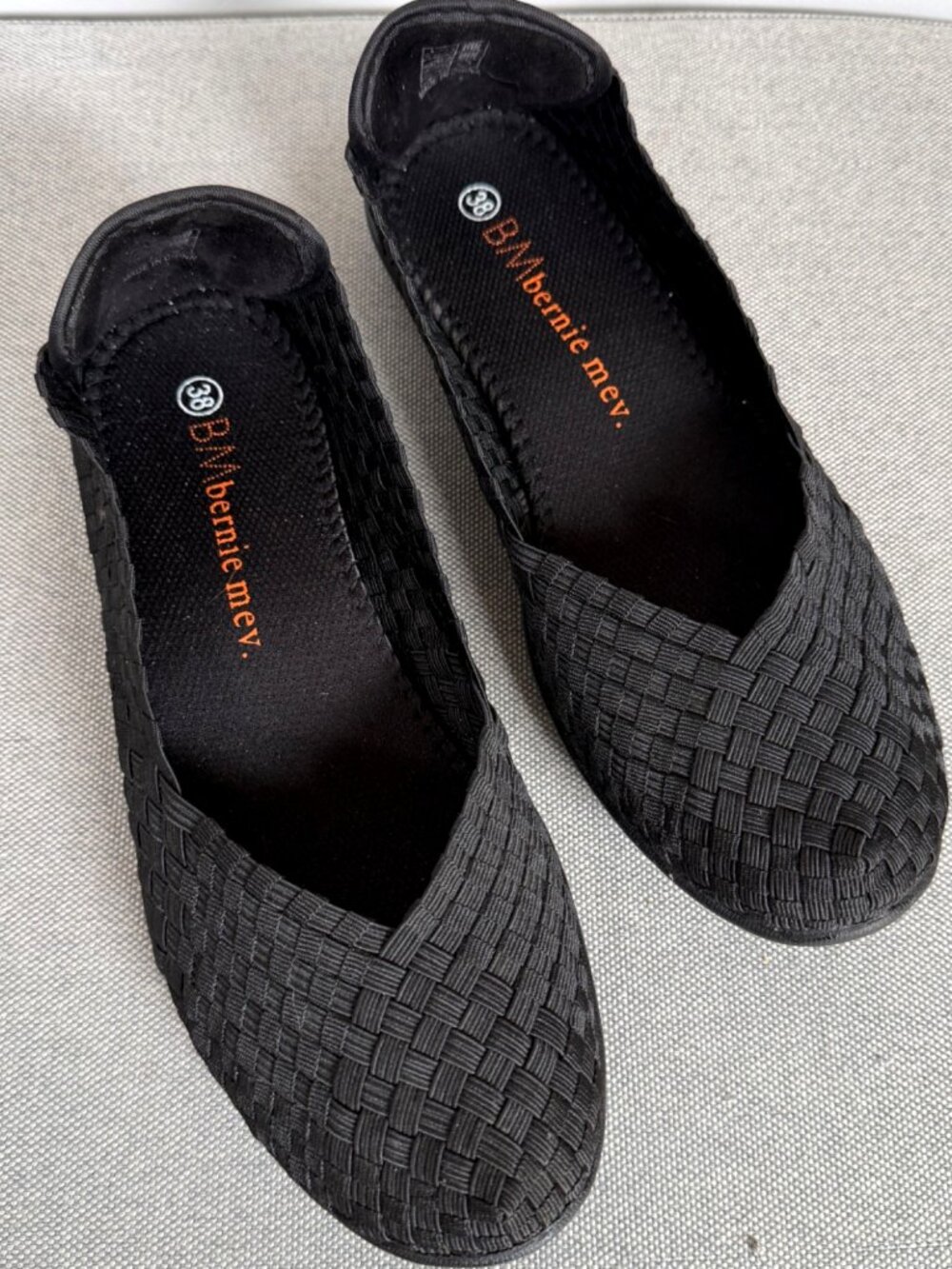 BERNIE MEV Black Catwalk Ballet Flats 7 / 38 *Worn Once* Woven Stretch Comfort
